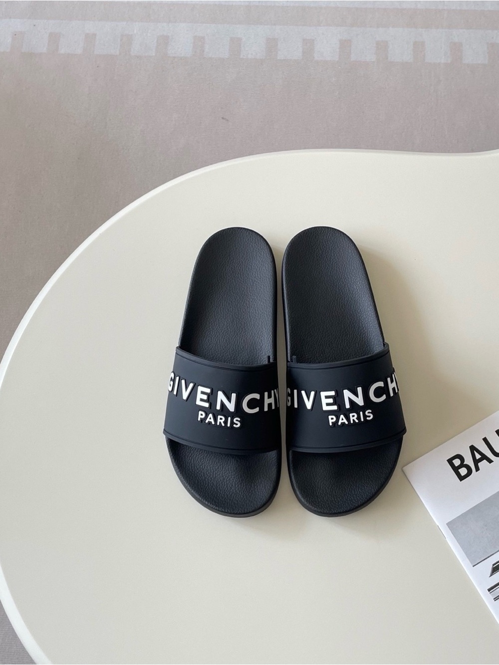 Givenchy Black Slides with White Logo - Picture 3 of 9